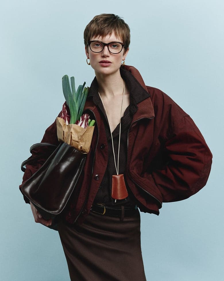 Model wearing Nessie glasses