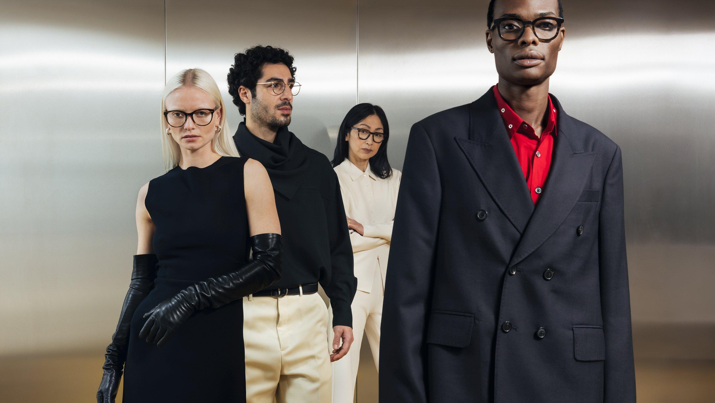 Four models metallic background desktop