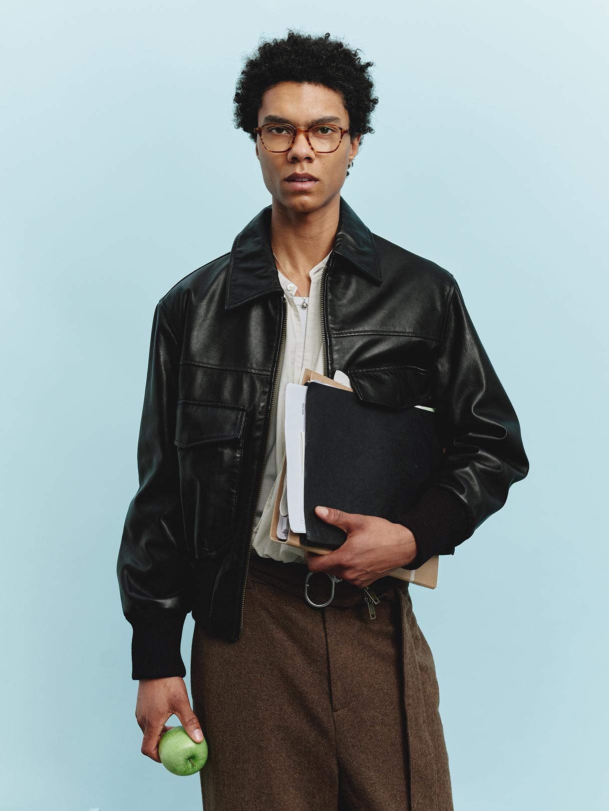 Model wearing Filipe glasses