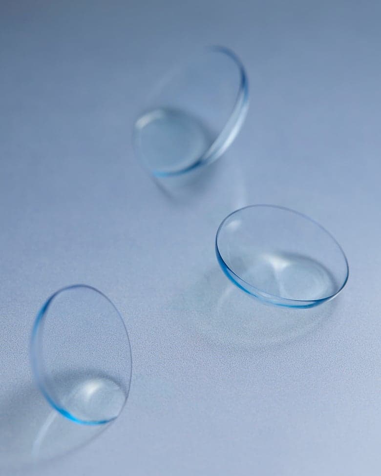 contact lense blueish mob