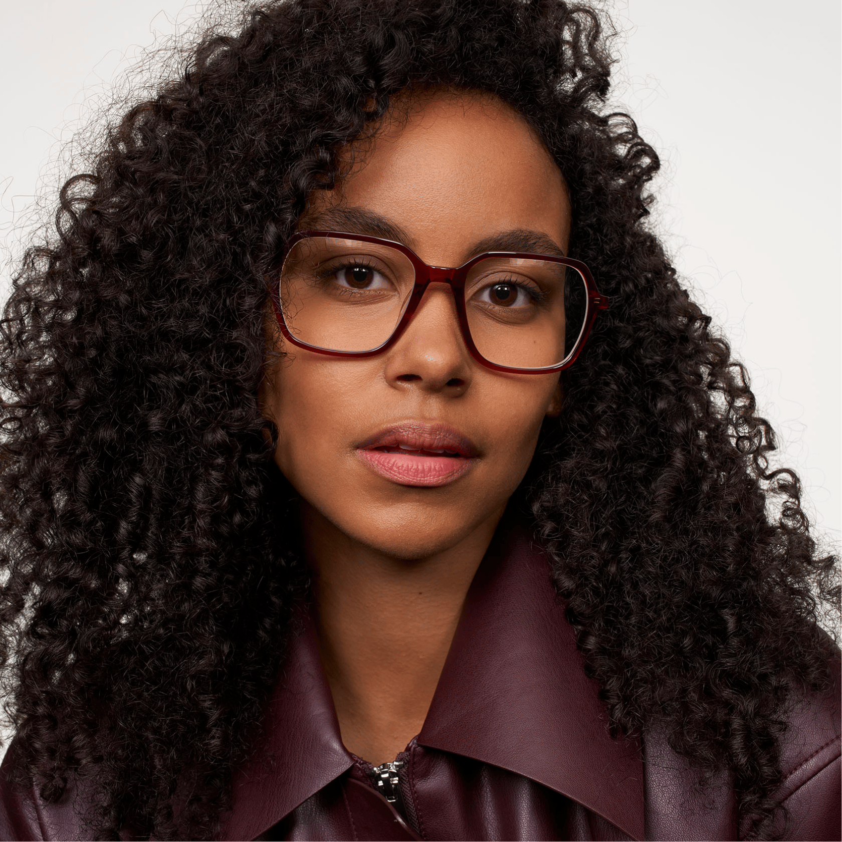 Model wearing opticals - Paloma in Cherry 